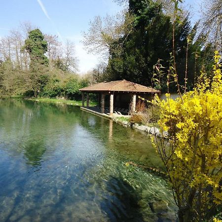 Cafe Du Lac Manthes 外观 照片